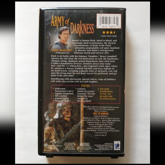 Army Of Darkness Collector's Edition Clamshell VHS Tape - Picture 2 of 7